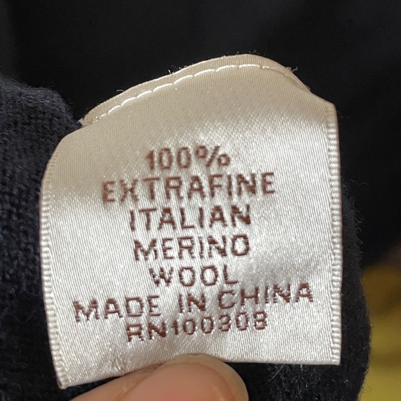 Peter Millar navy blue half-zip sweater - Picture 8 of 8